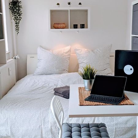 Lenastay L Tiny Apartment - Innenstadt Kaiserslautern Exteriör bild